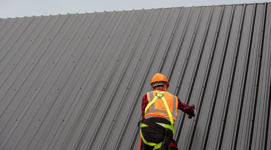 Professional metal roof installation services in Panorama City, CA